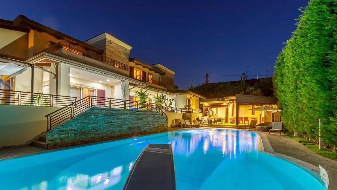 Villa Alais 8, Emma Villas Rimini Italy